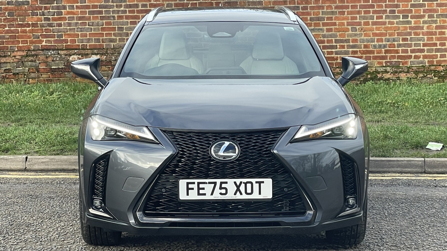 Used Lexus UX 2025 for sale - 77745750: Photo 2