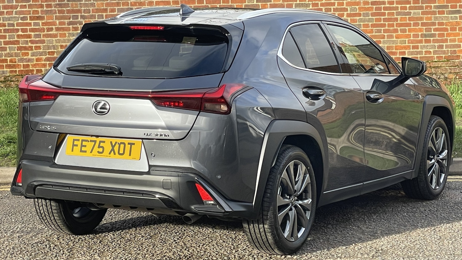 Used Lexus UX 2025 for sale - 77745750: Photo 4