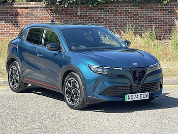 Used Alfa Romeo Junior 2024 for sale - 78656574: Photo