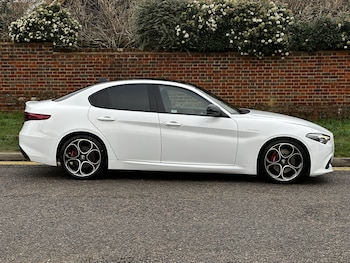 Used Alfa Romeo Giulia 2023 for sale - 77013037: Photo