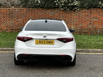 Used Alfa Romeo Giulia 2023 for sale - 77013037: Photo