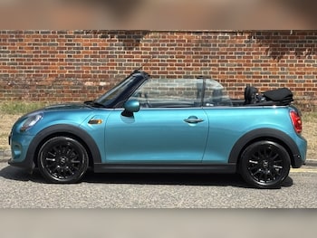 Used MINI Convertible 2018 for sale - 75501827: Photo