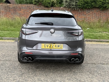 Used Alfa Romeo Stelvio 2022 for sale - 78906352: Photo