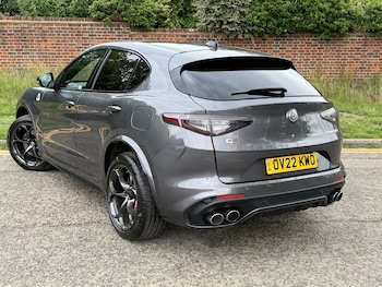 Used Alfa Romeo Stelvio 2022 for sale - 78906352: Photo