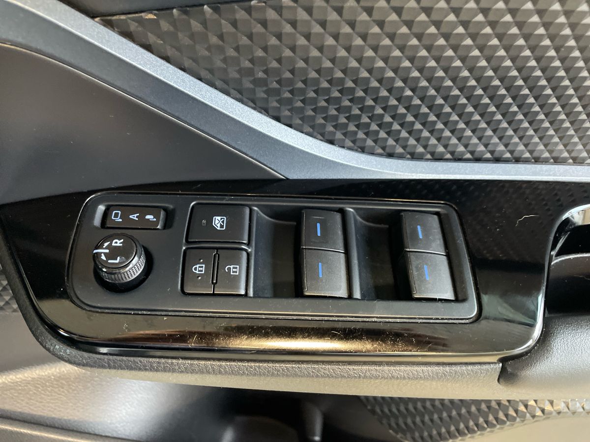 Used Toyota C-HR 2021 for sale - 77698287: Photo 20