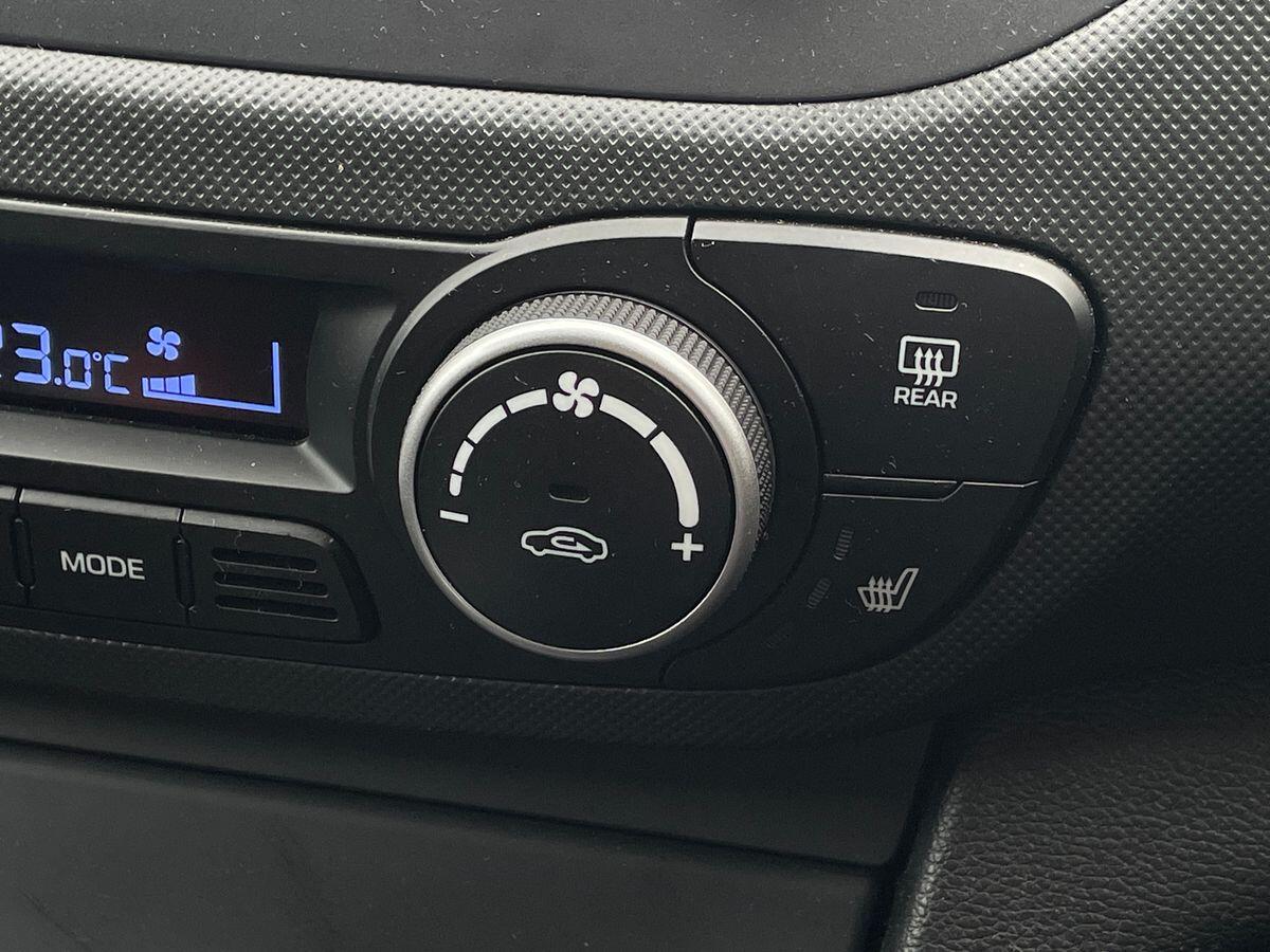 Used Hyundai i10 2019 for sale - 76716928: Photo 24