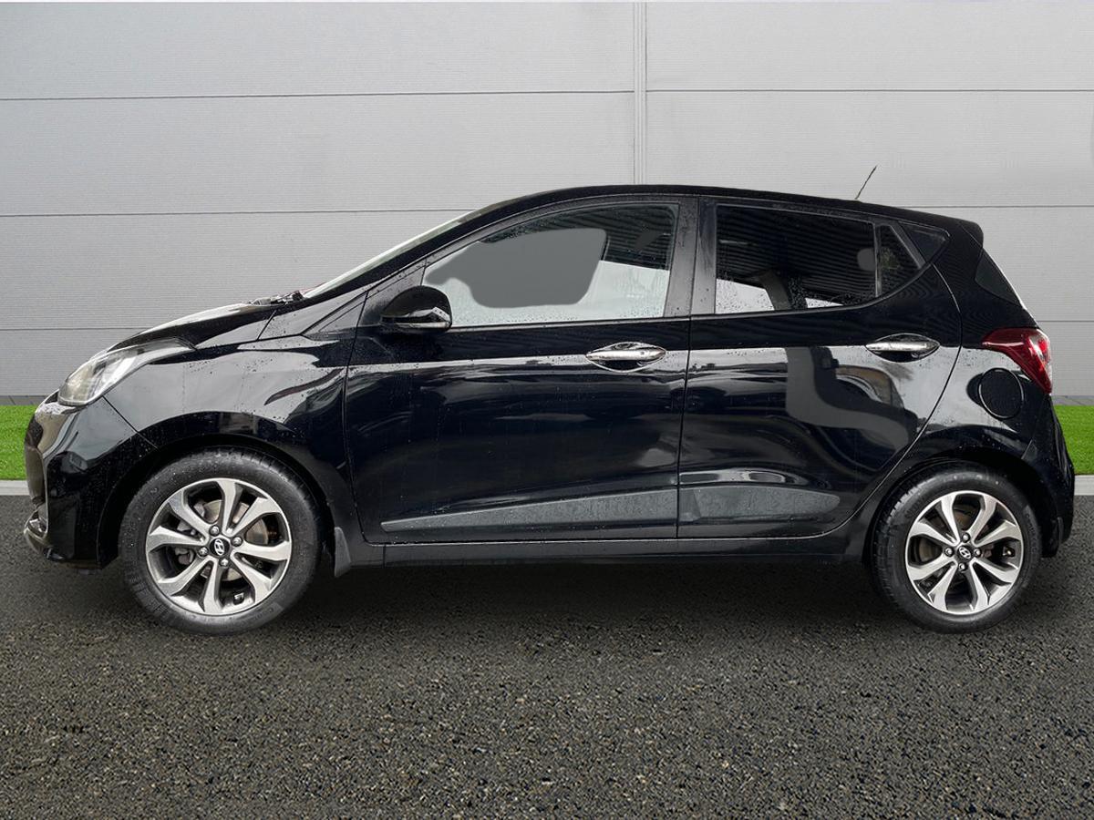 Used Hyundai i10 2019 for sale - 76716928: Photo 4