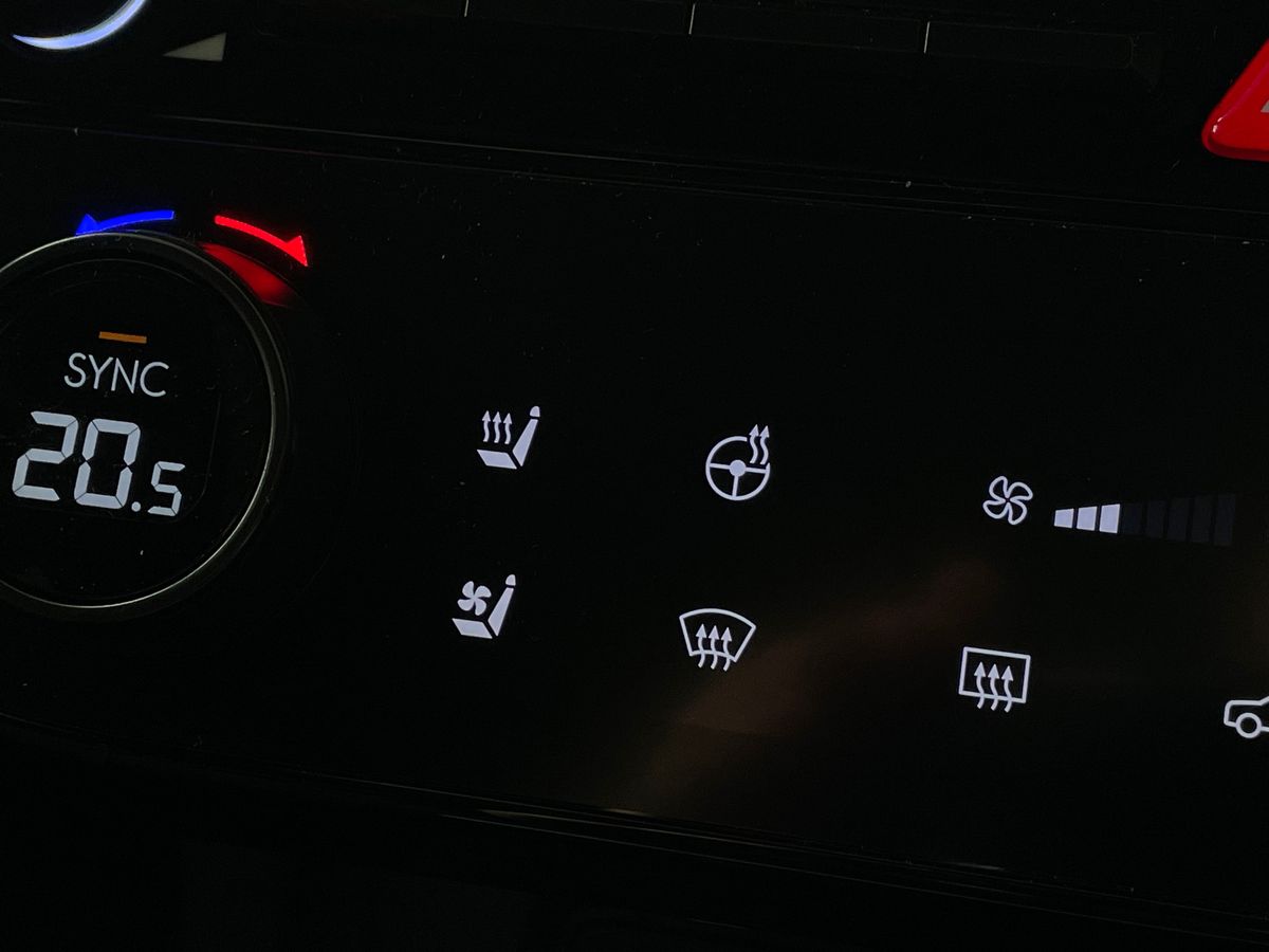 Used Hyundai TUCSON 2025 for sale - 77003000: Photo 30