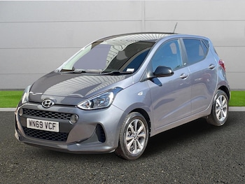Used Hyundai i10 2019 for sale - 79162002: Photo