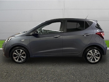 Used Hyundai i10 2019 for sale - 79162002: Photo