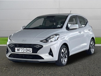 Used Hyundai i10 2023 for sale - 79077576: Photo