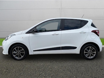 Used Hyundai i10 2018 for sale - 78493626: Photo