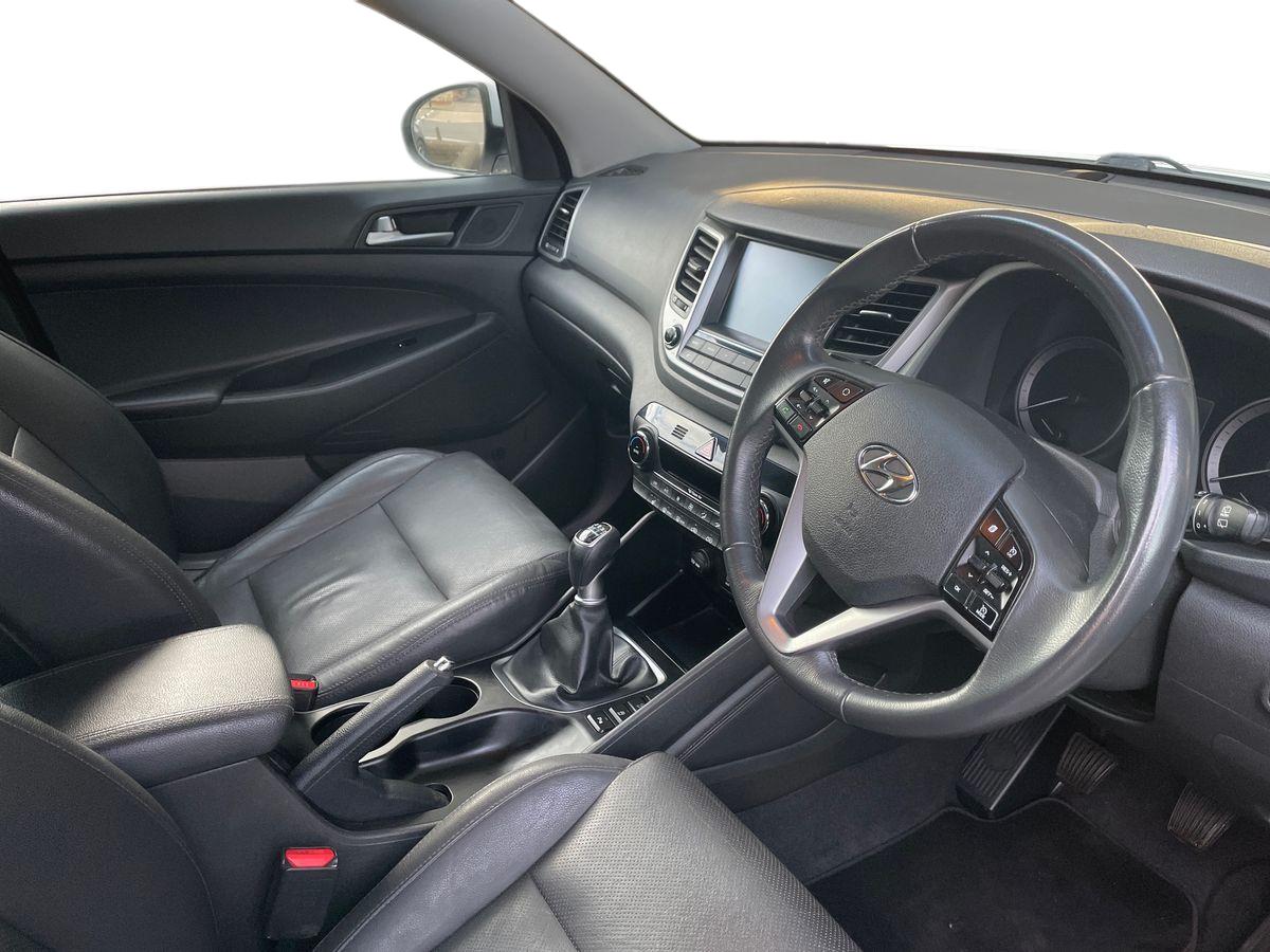 Used Hyundai TUCSON 2017 for sale - 77003005: Photo 15