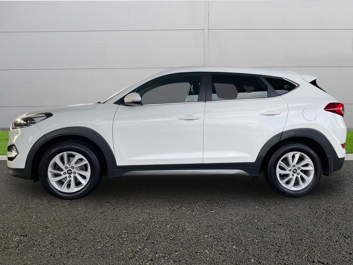 Used Hyundai TUCSON 2017 for sale - 77003005: Photo 4