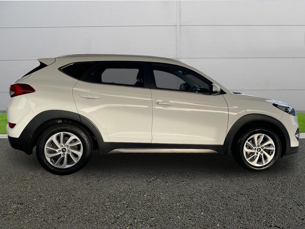 Used Hyundai TUCSON 2017 for sale - 77003005: Photo 8