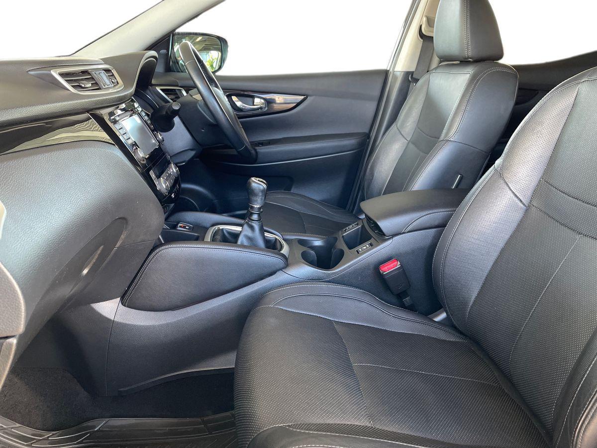 Used Nissan Qashqai 2015 for sale - 76801638: Photo 10