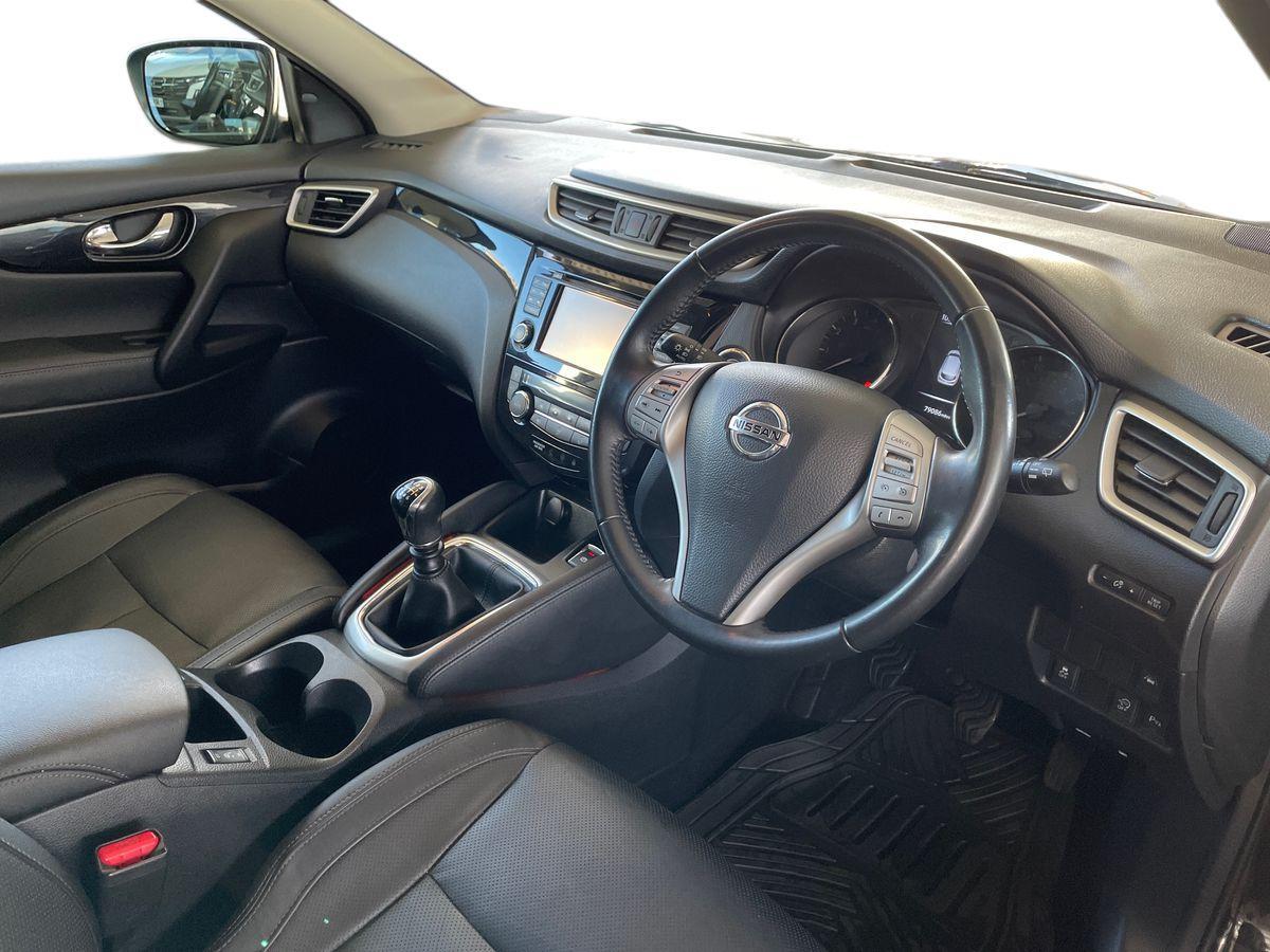 Used Nissan Qashqai 2015 for sale - 76801638: Photo 15