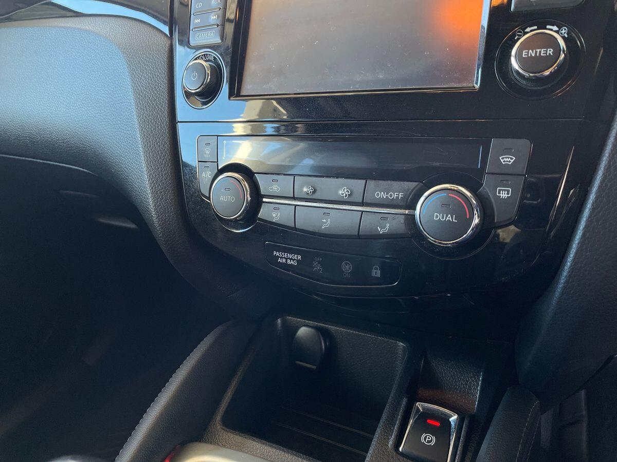 Used Nissan Qashqai 2015 for sale - 76801638: Photo 18