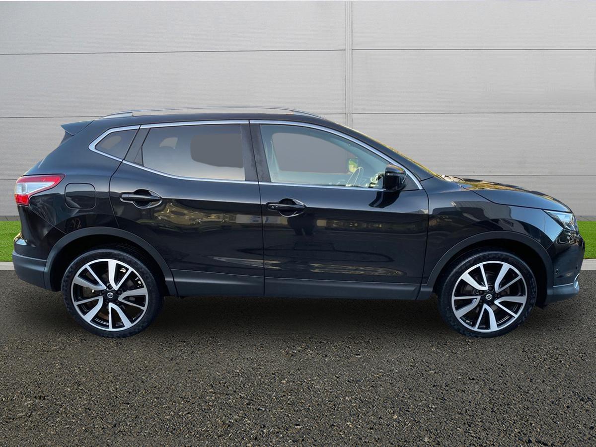 Used Nissan Qashqai 2015 for sale - 76801638: Photo 8