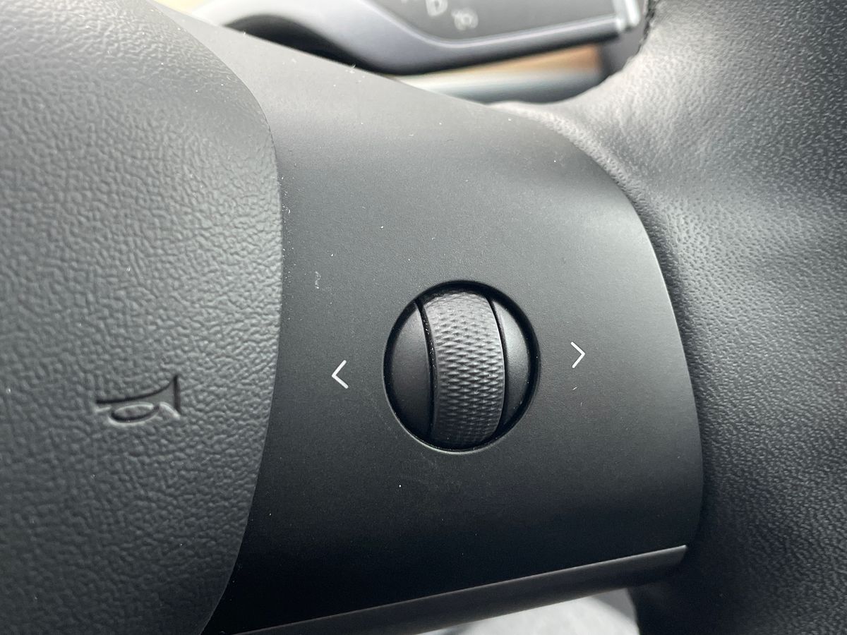 Used Tesla Model 3 2019 for sale - 78137061: Photo 17