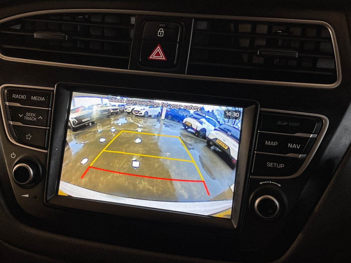 Used Hyundai i20 2020 for sale - 77003002: Photo 24