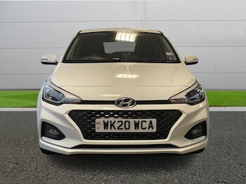 Used Hyundai i20 2020 for sale - 77003002: Photo
