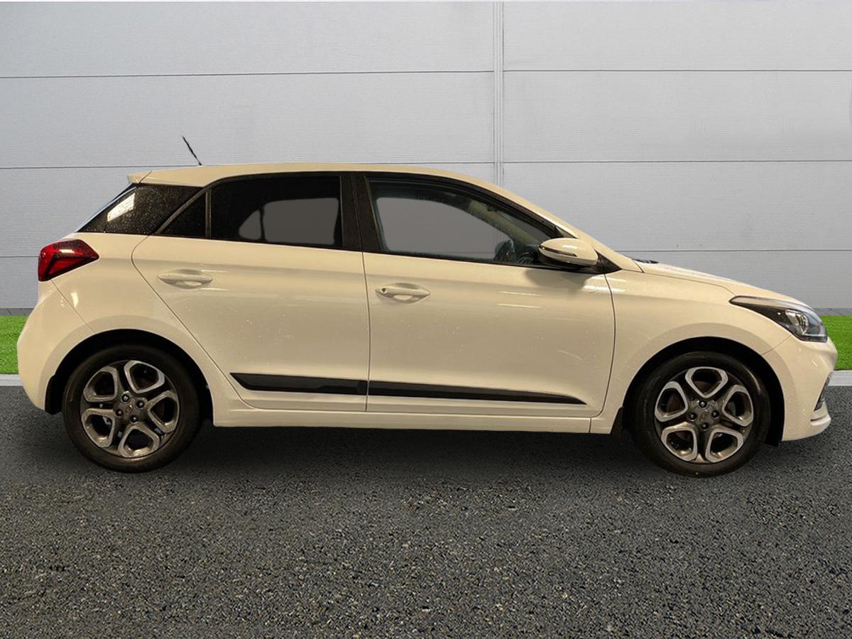 Used Hyundai i20 2020 for sale - 77003002: Photo 8