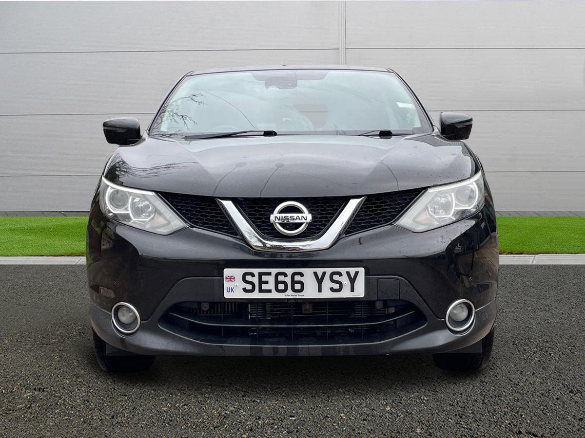 Used Nissan Qashqai 2016 for sale - 77627519: Photo 2