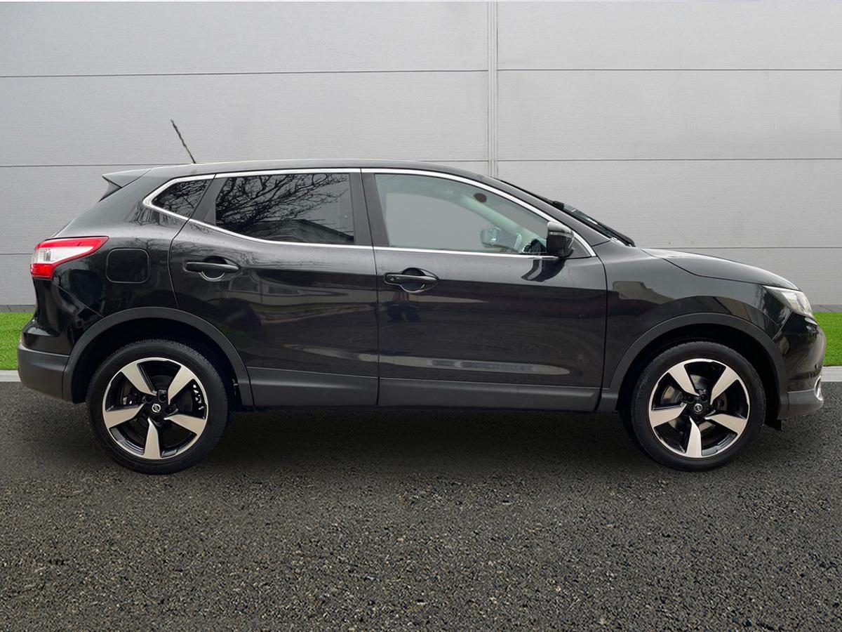 Used Nissan Qashqai 2016 for sale - 77627519: Photo 8