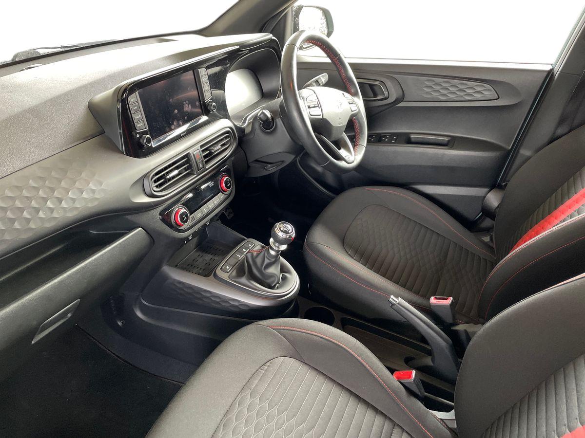 Used Hyundai i10 2023 for sale - 77739904: Photo 10