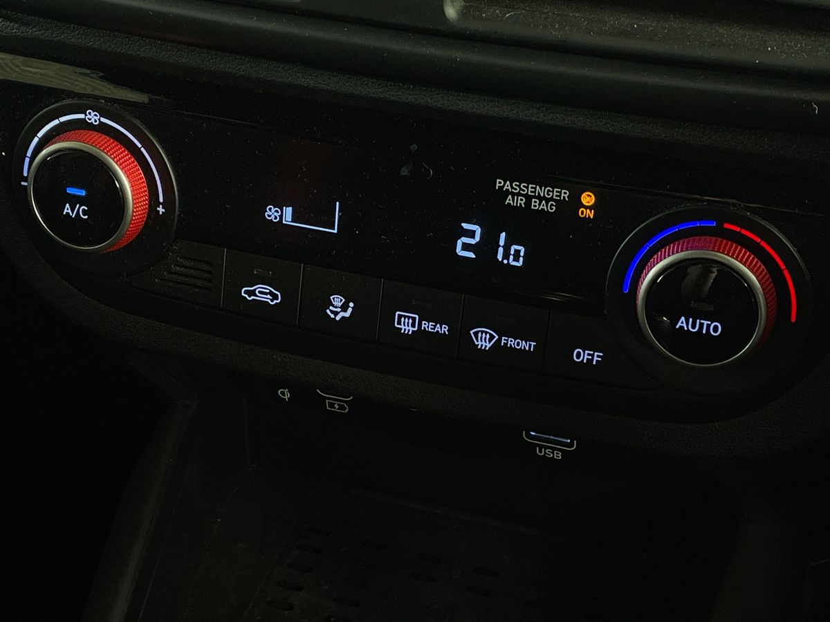 Used Hyundai i10 2023 for sale - 77739904: Photo 18