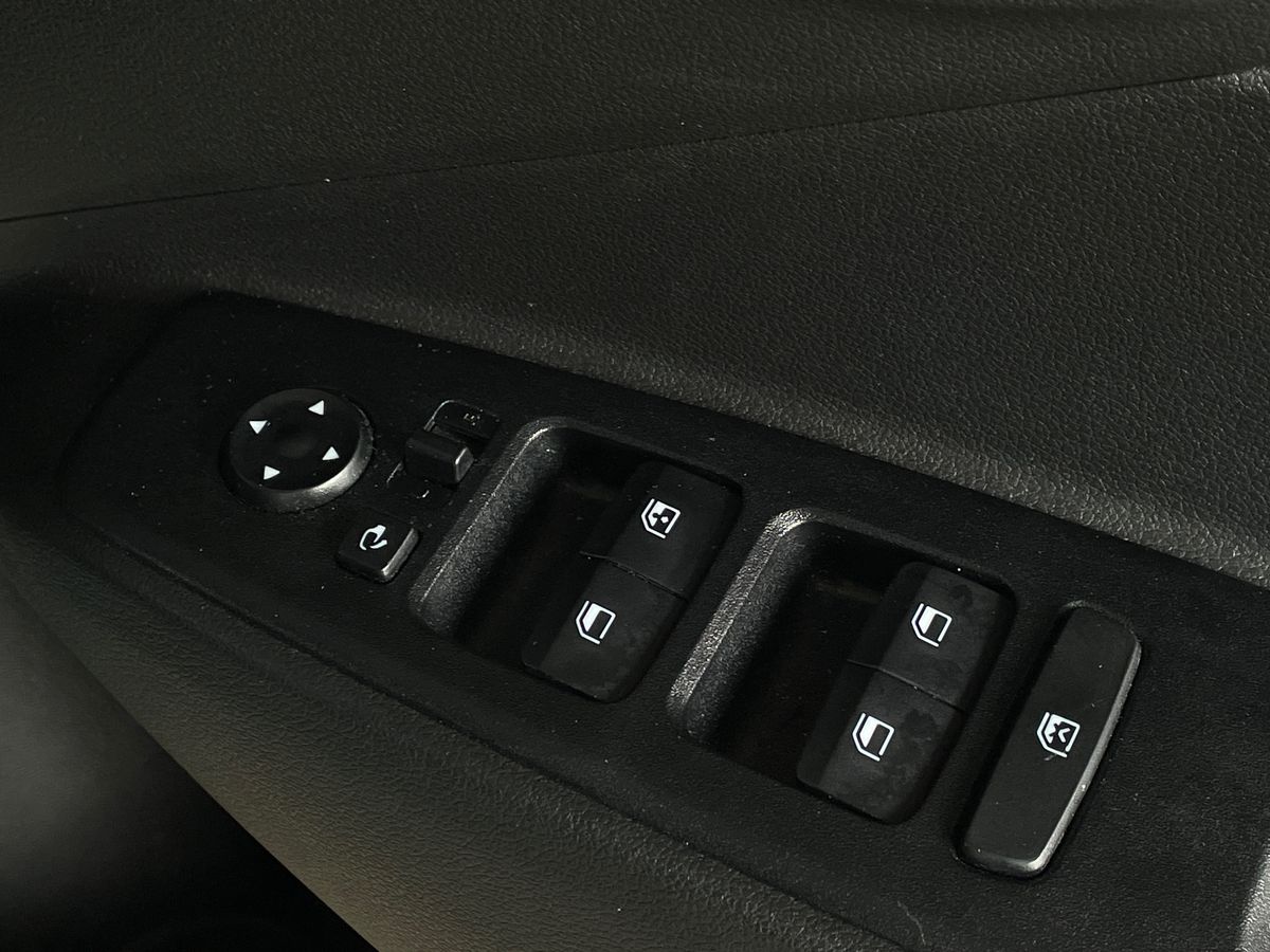 Used Hyundai i10 2023 for sale - 77739904: Photo 20