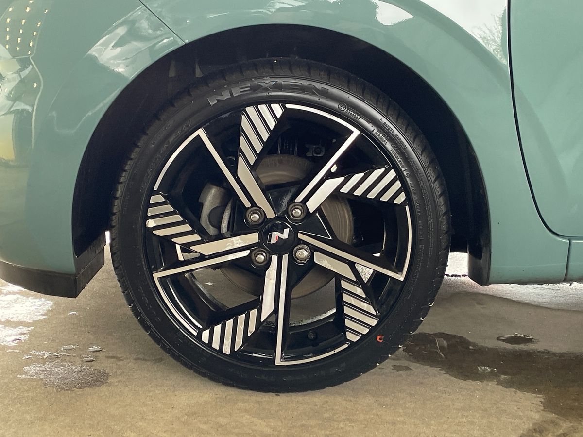 Used Hyundai i10 2023 for sale - 77739904: Photo 9