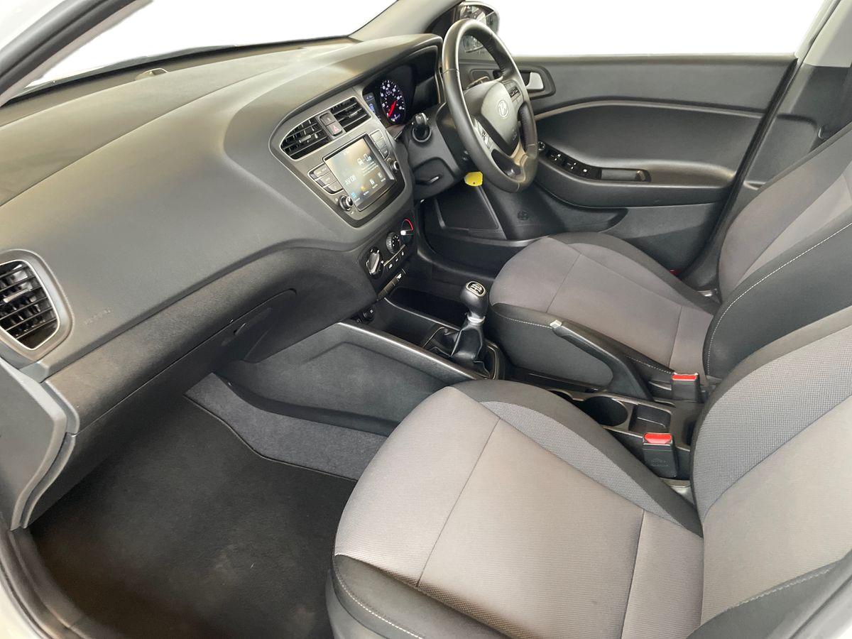 Used Hyundai i20 2019 for sale - 77003001: Photo 10