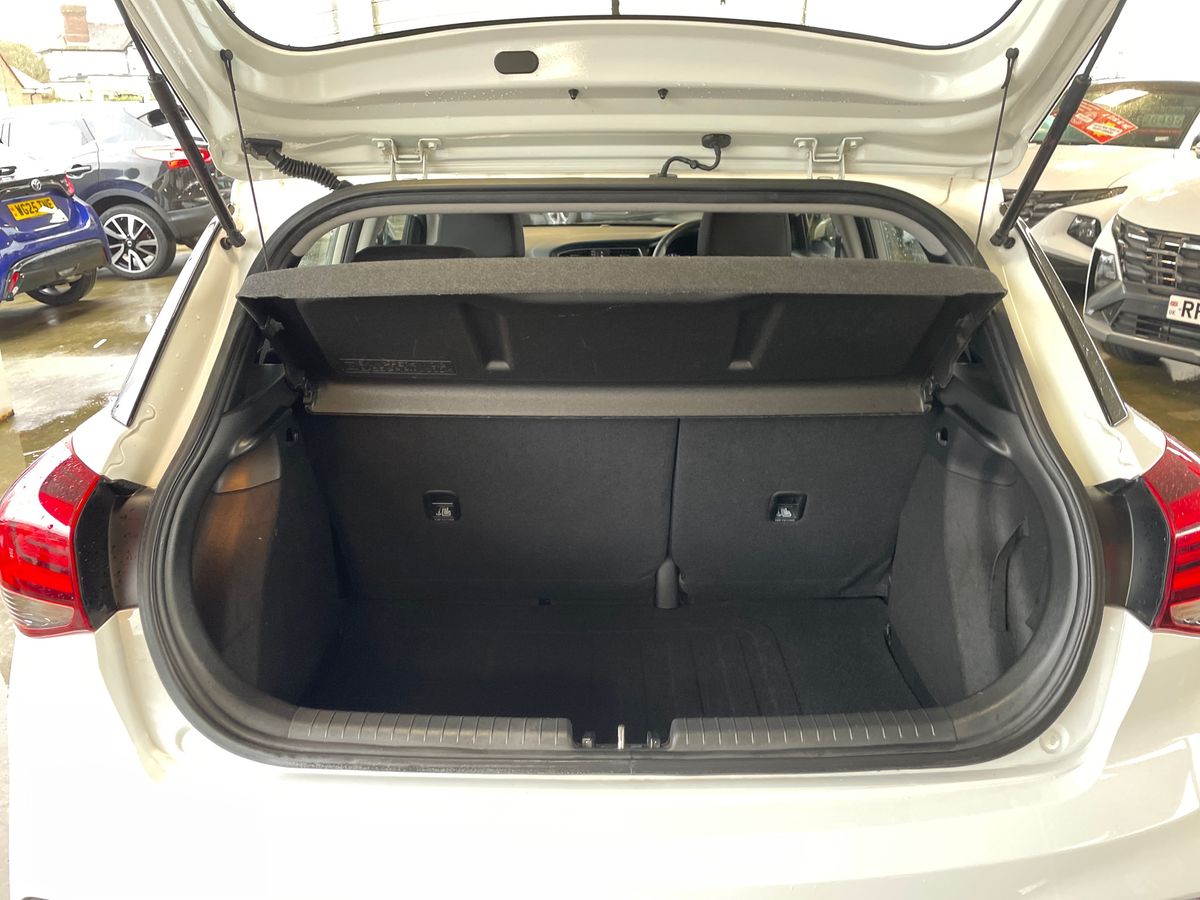 Used Hyundai i20 2019 for sale - 77003001: Photo 12