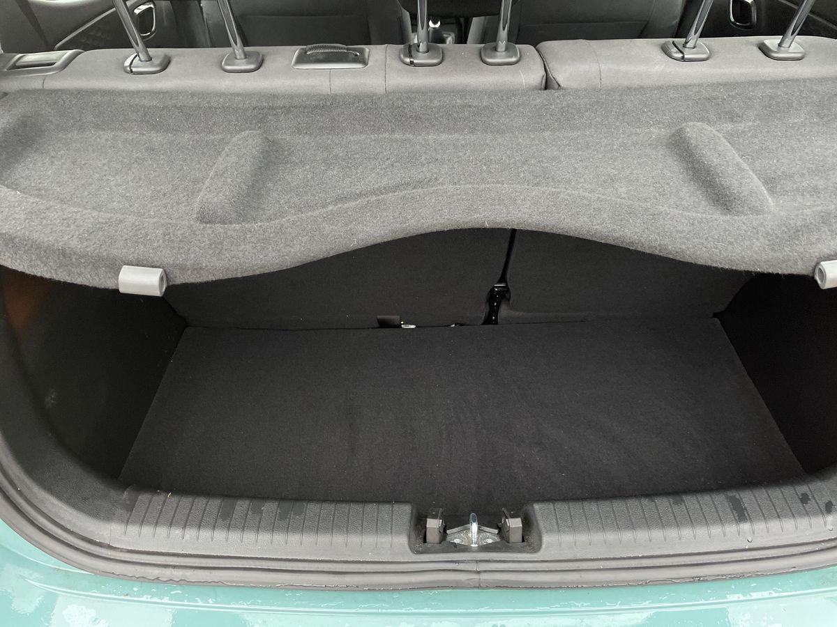 Used Hyundai i10 2023 for sale - 77600457: Photo 12