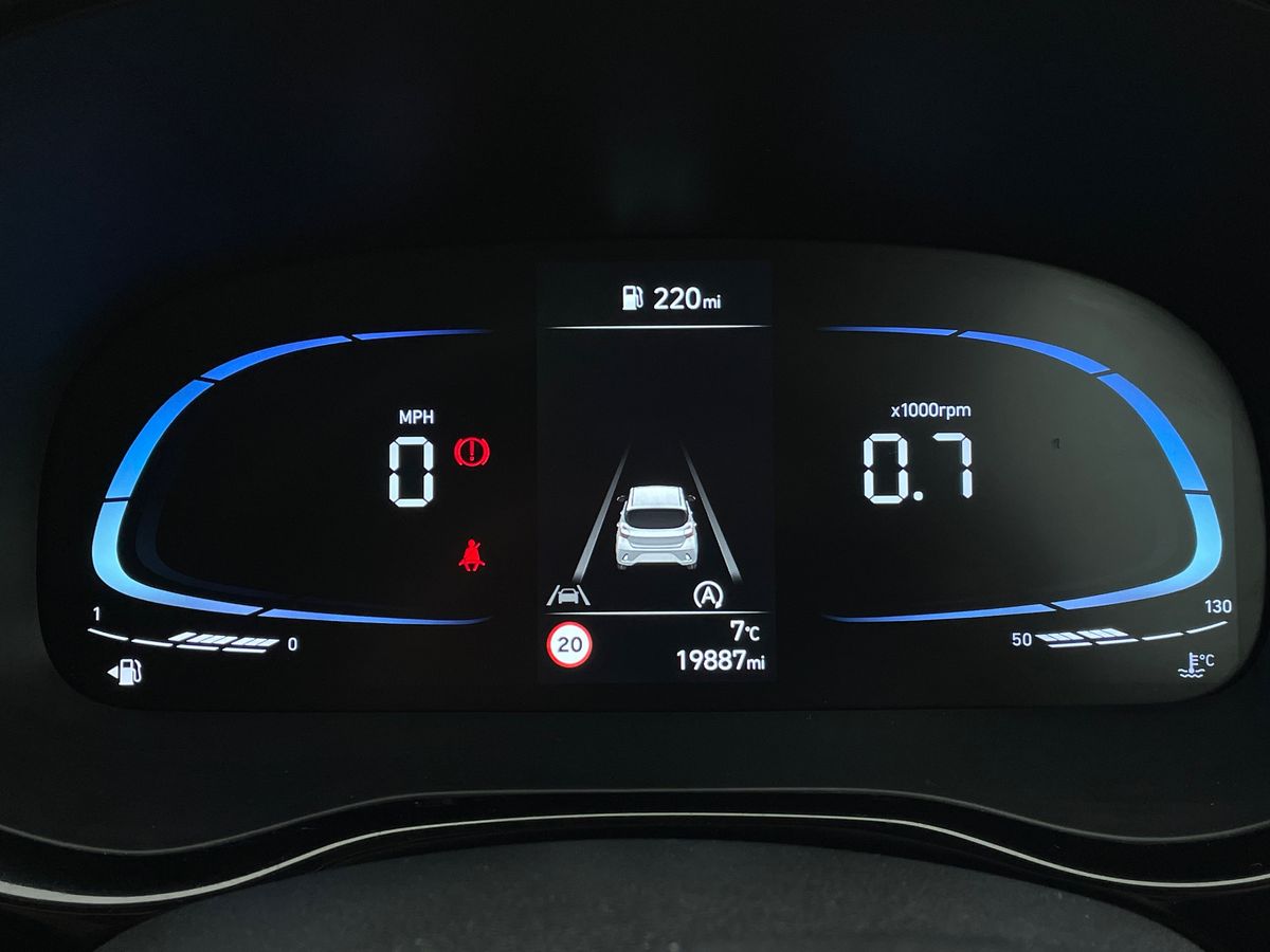 Used Hyundai i10 2023 for sale - 77600457: Photo 14