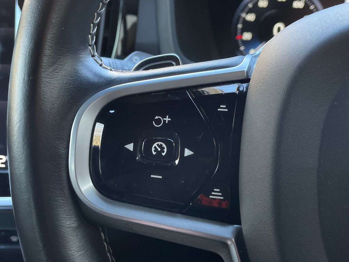 Used Volvo V60 2019 for sale - 77942038: Photo 16