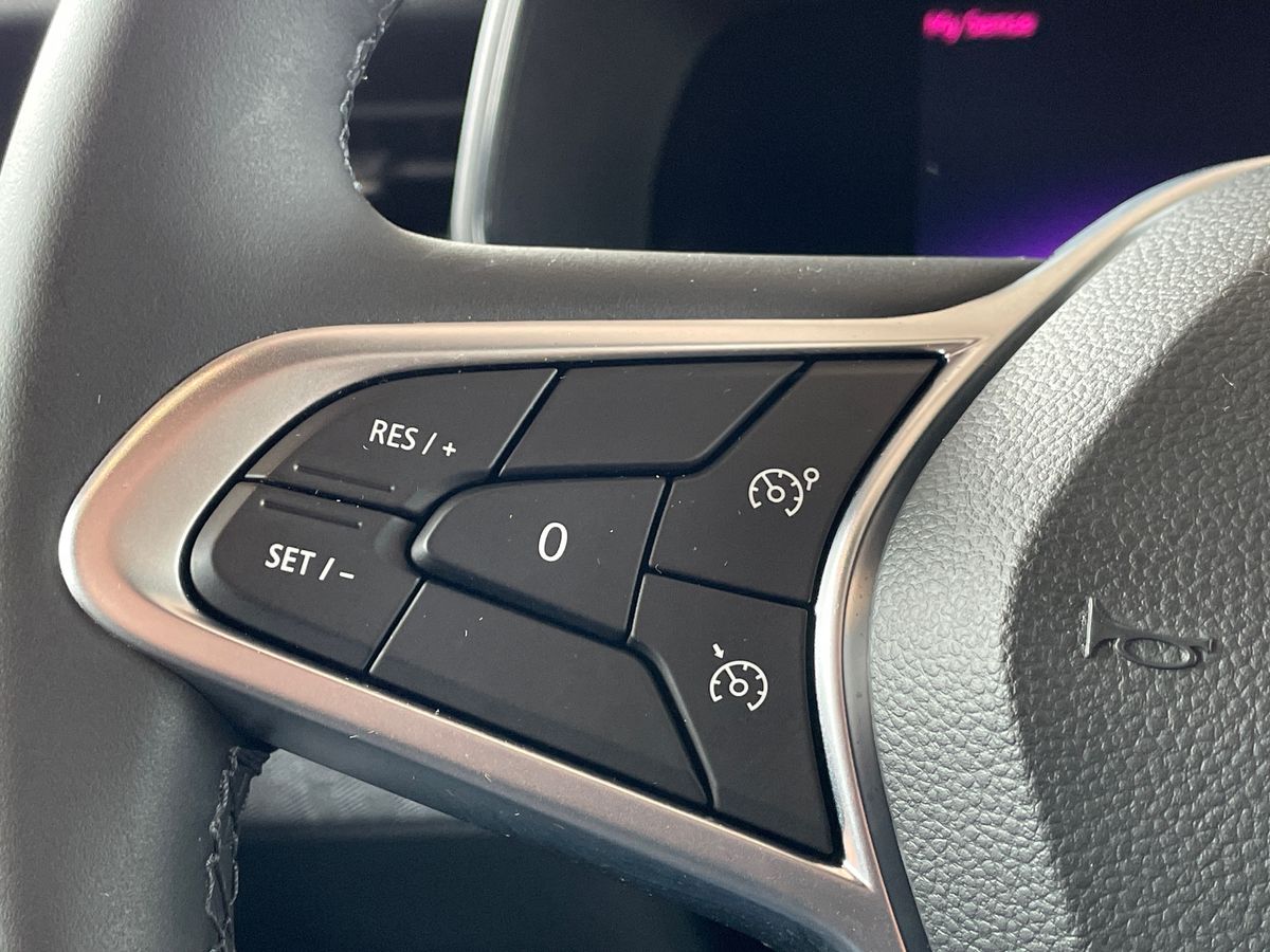 Used Renault Clio 2024 for sale - 77995041: Photo 16