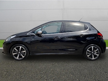 Used Peugeot 208 2019 for sale - 78824399: Photo