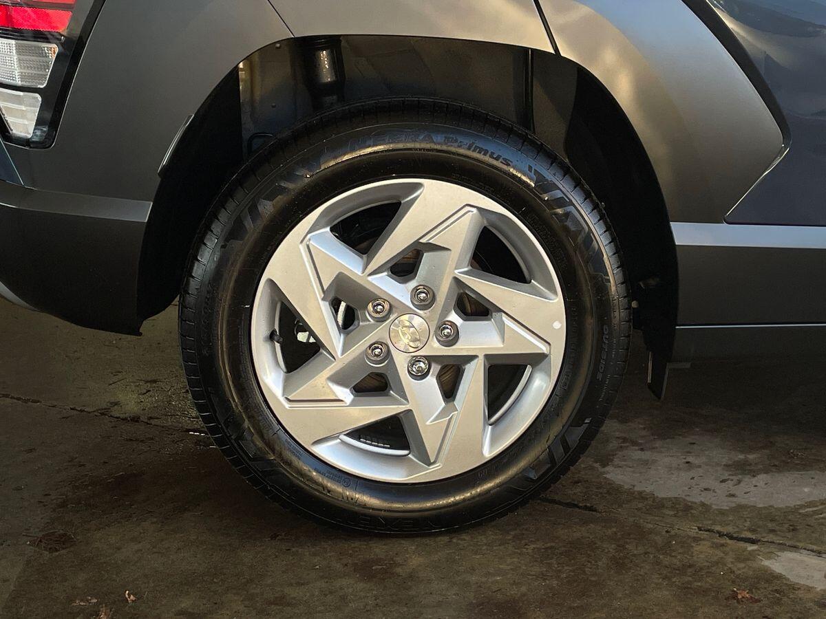 Used Hyundai KONA 2025 for sale - 76716906: Photo 9