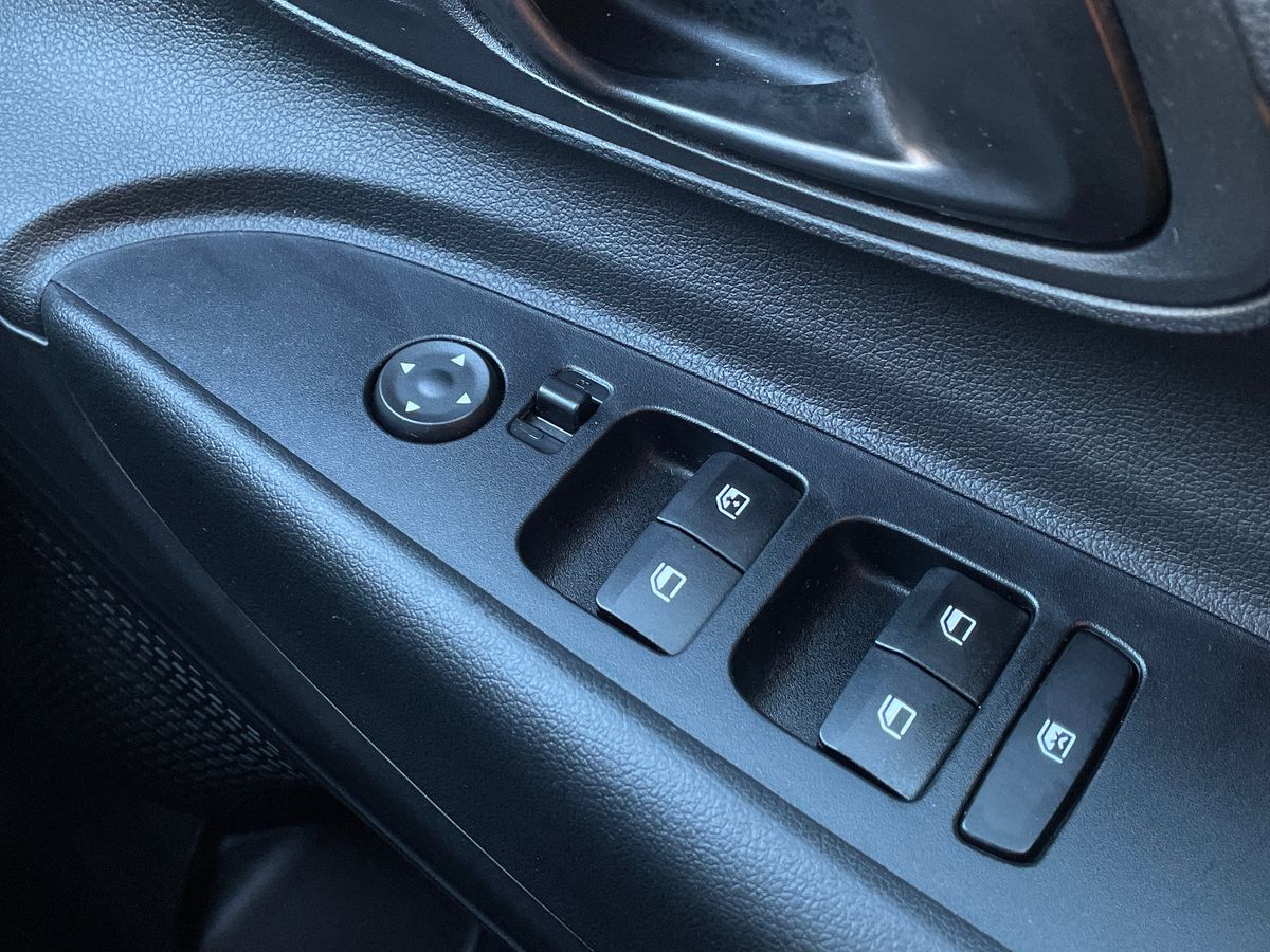 Used Hyundai i20 2023 for sale - 77942047: Photo 20