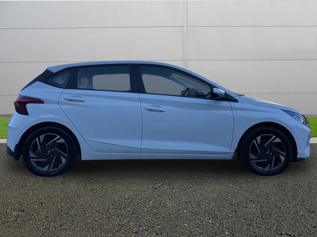 Used Hyundai i20 2023 for sale - 77942047: Photo 8