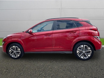 Used Hyundai KONA 2021 for sale - 77739912: Photo