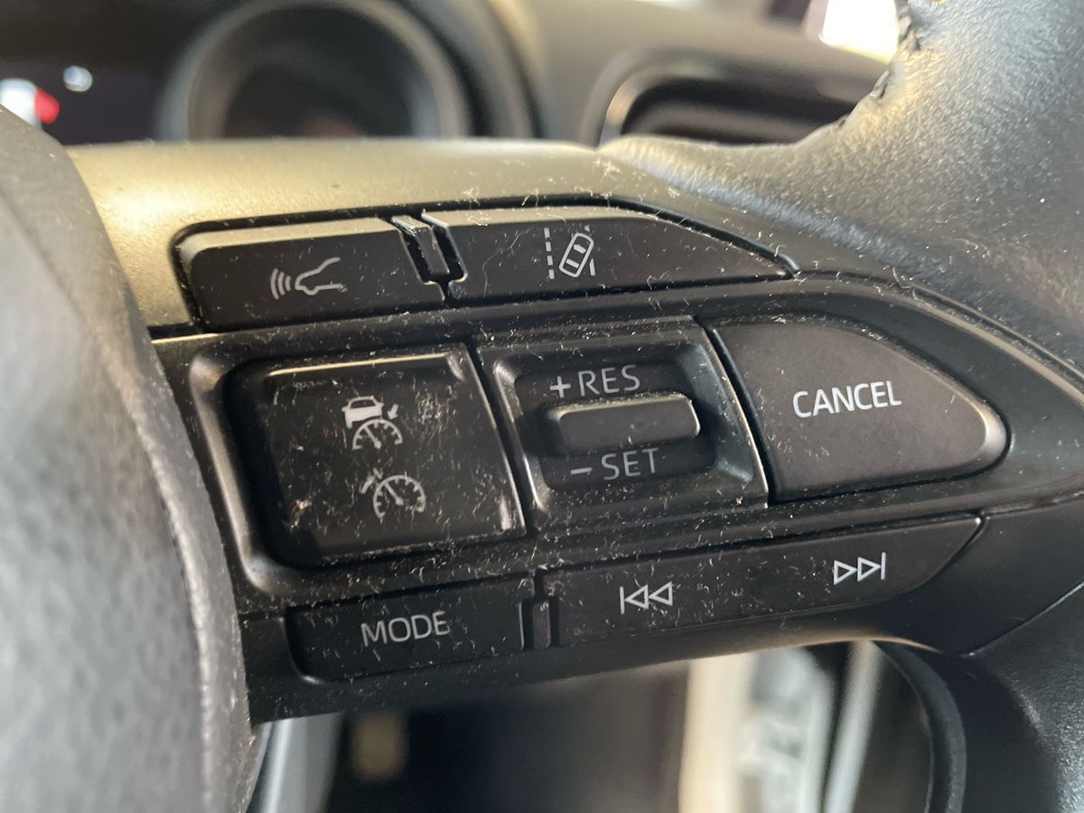 Used Toyota Yaris Cross 2023 for sale - 77512639: Photo 17