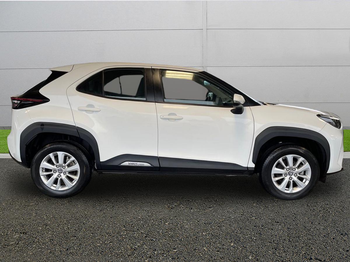 Used Toyota Yaris Cross 2023 for sale - 77512639: Photo 8