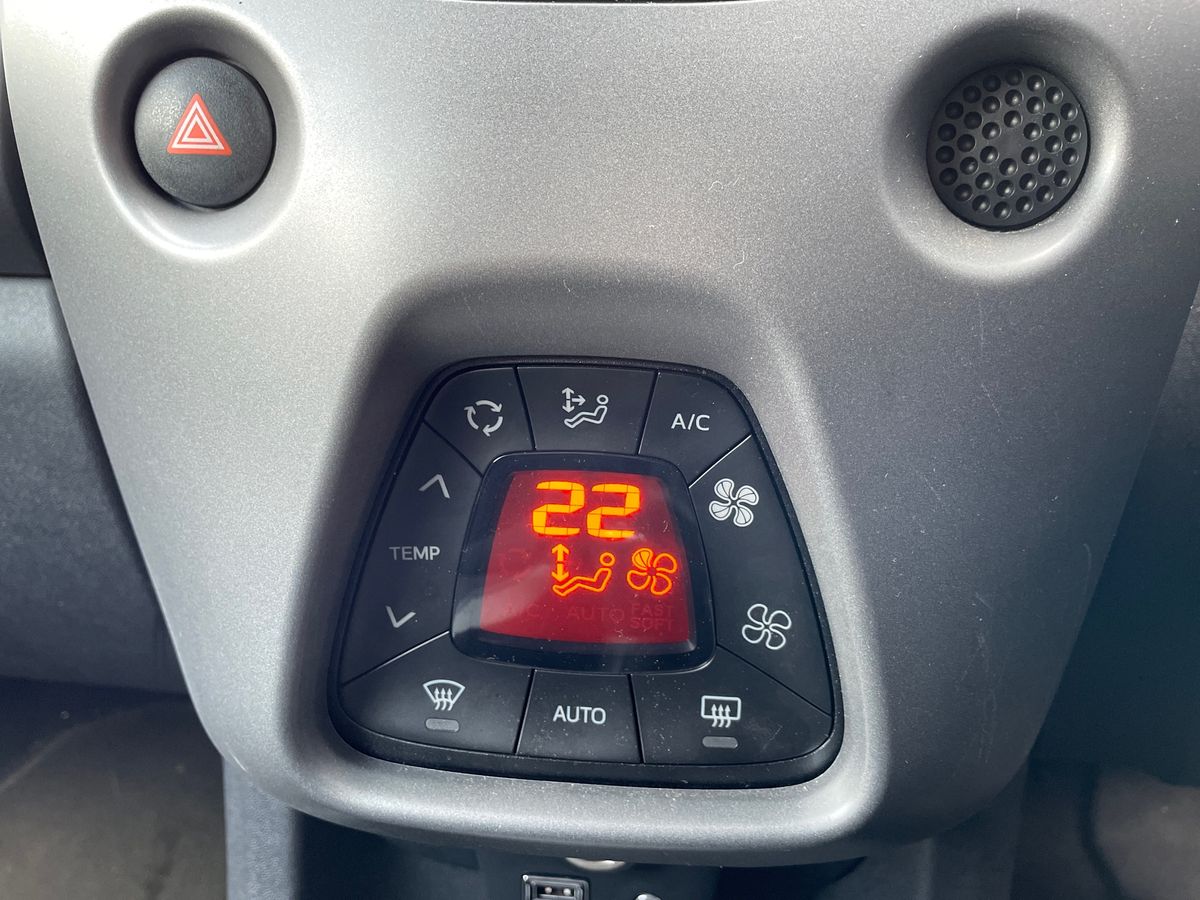 Used Toyota AYGO 2018 for sale - 77300398: Photo 18