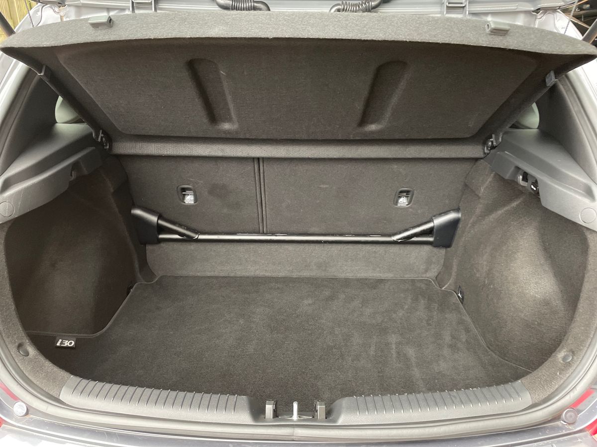 Used Hyundai i30 2018 for sale - 77648104: Photo 12