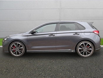 Used Hyundai i30 2018 for sale - 77648104: Photo