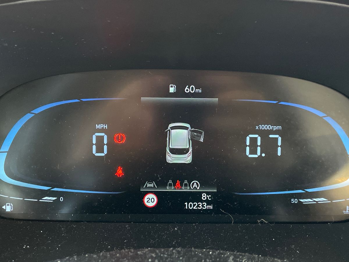 Used Hyundai i10 2023 for sale - 77397455: Photo 14